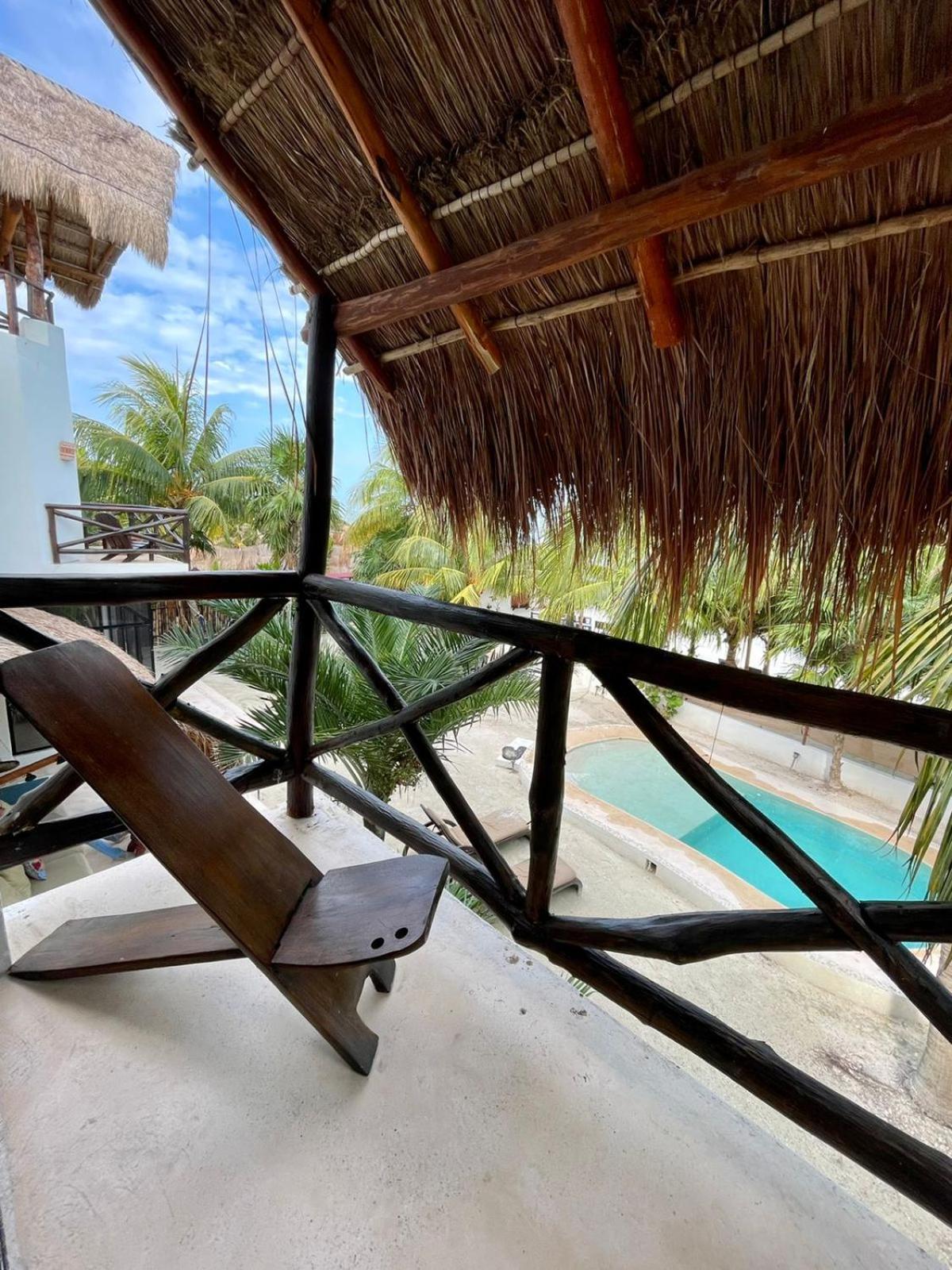 La Puerta Azul Beachfront - Adults Only Isla Holbox Exterior photo