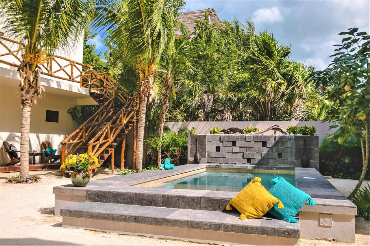 La Puerta Azul Beachfront - Adults Only Isla Holbox Exterior photo