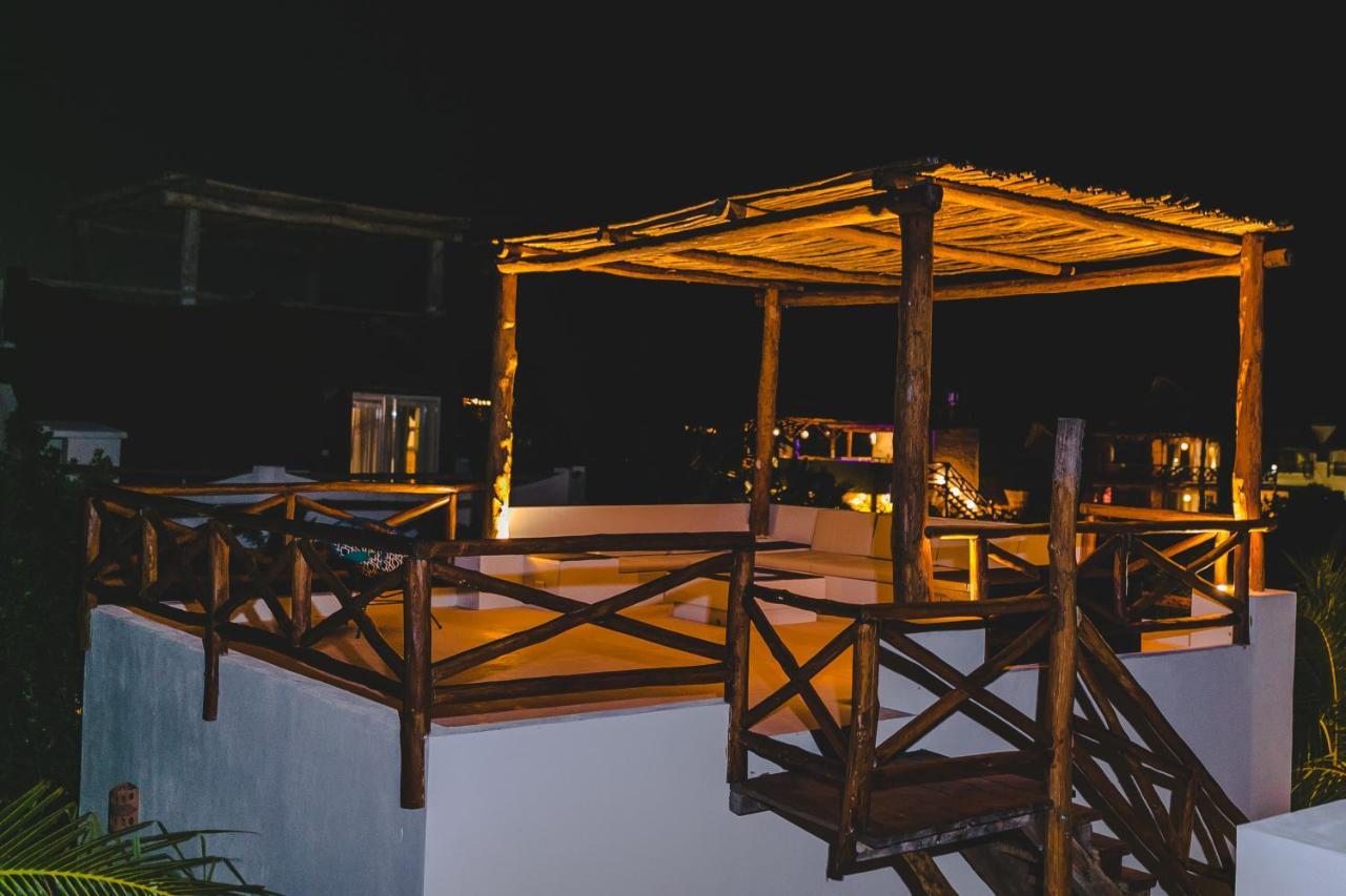 La Puerta Azul Beachfront - Adults Only Isla Holbox Exterior photo